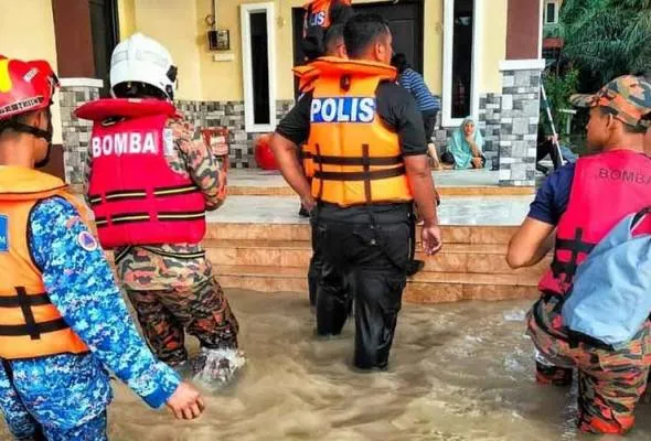 71728885760_banjir.jpg