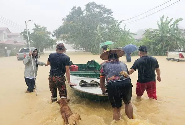 51738150885_banjir.jpg