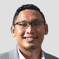 Prof Madya Dr Mohd Hazmi Mohd Rusli