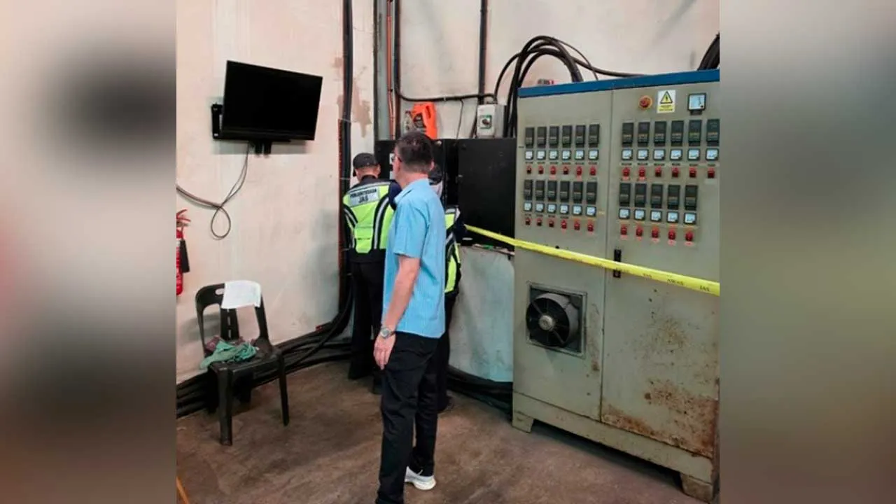 Premis Kitar Semula Haram