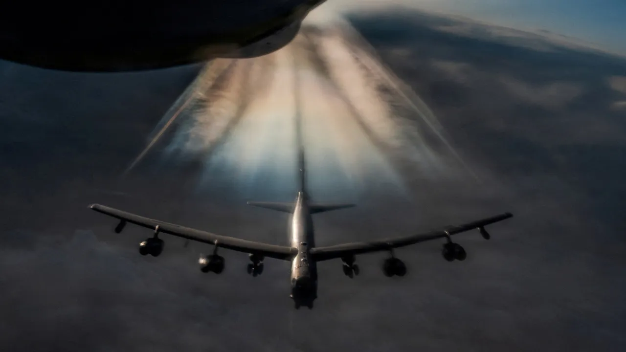 A U.S. Air Force KC-135 Stratotanker aircraft refuels a B-52H Stratofortress bomber during the Operation Epic Fury attack on Iran over the U.S. Central Command area of responsibility, March 20, 2026. U.S. Air Force/Handout via REUTERS. THIS IMAGE HAS BEEN SUPPLIED BY A THIRD PARTY TPX IMAGES OF THE DAY