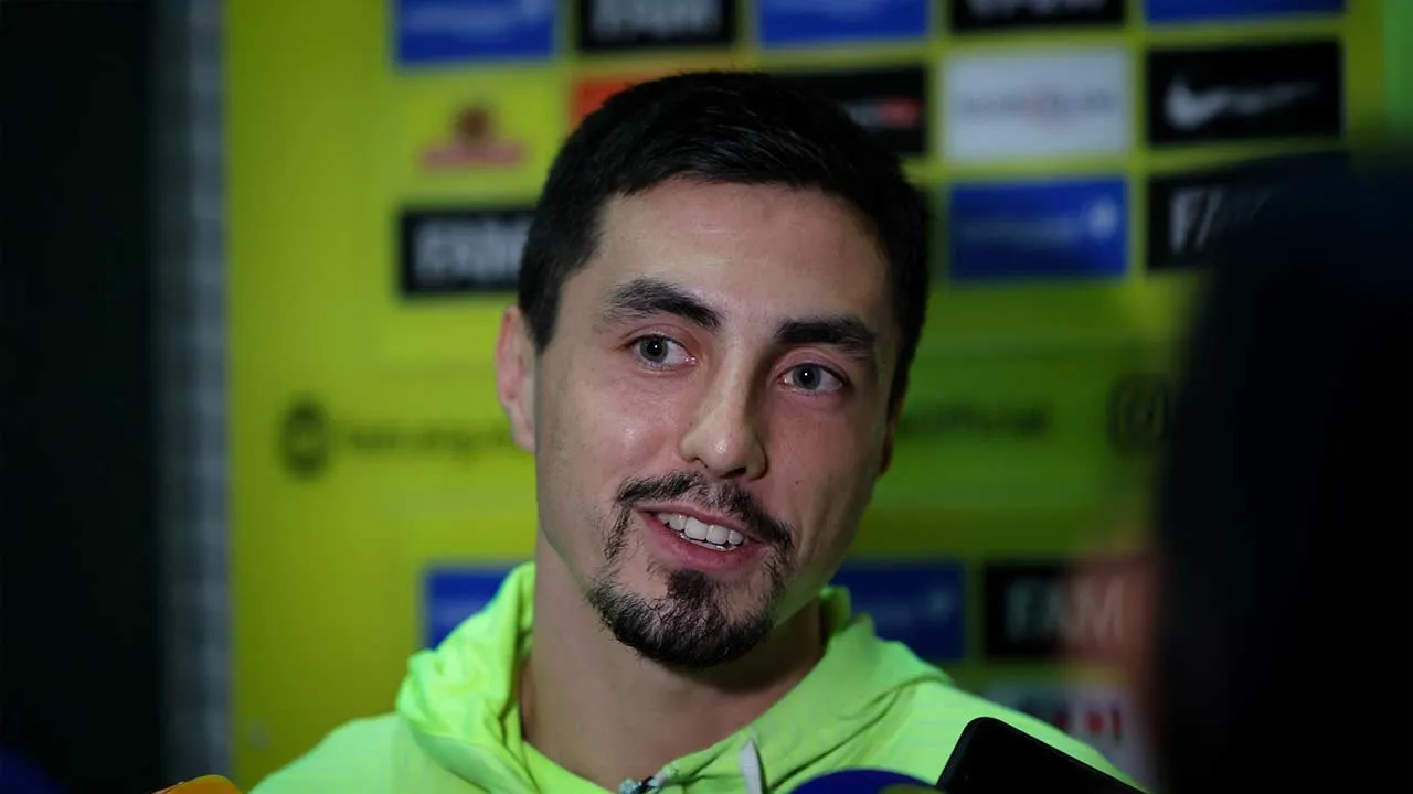 PETALING JAYA, 28 Mei -- Pemain pertahanan Kuala Lumpur City FC Declan Lambert pada hari kedua kem latihan pusat skuad Harimau Malaya di Wisma FAM, Kelana Jaya bagi menghadapi baki dua perlawanan Kumpulan D, pusingan kedua Kelayakan Piala Dunia 2026/ Piala Asia 2027 menentang Kyrgyzstan dan Taiwan, bulan hadapan.  --fotoBERNAMA (2024) HAK CIPTA TERPELIHARA