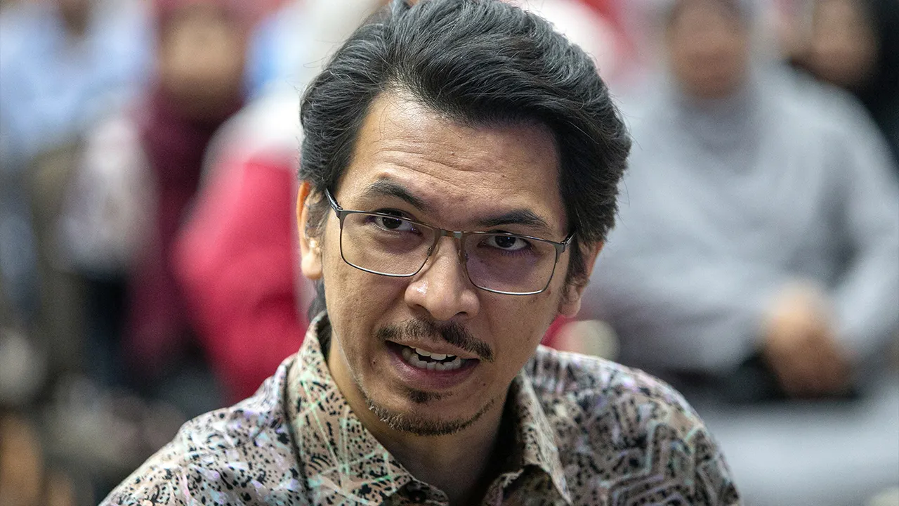 IPOH, 28 Mac -- Setiausaha Politik kepada Menteri Kewangan, Muhammad Kamil Abdul Munim, bercakap pada sidang media sempena Program Karnival Kita Madani X Program Madani Rakyat (PMR) 2.0 2026 Peringkat Negeri Perak di Institut Latihan Kementerian Kesihatan Malaysia Sultan Azlan Shah (ILKKM SAS) hari ini._BERNAMA