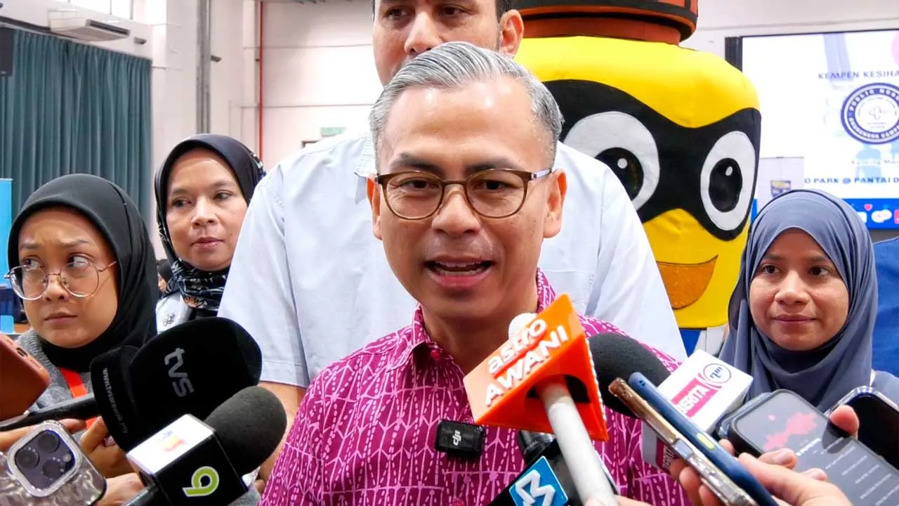 FAHMI FADZIL 1_ASTRO AWANI