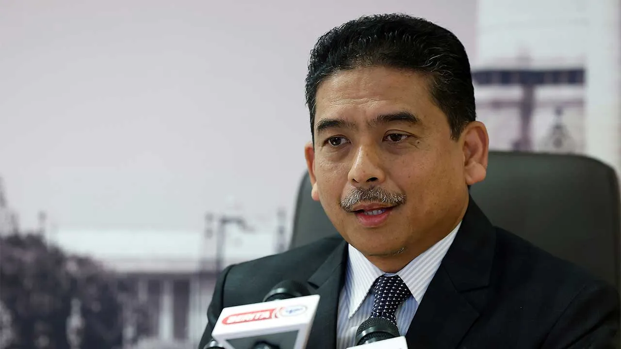 NEW DELHI, 18 Ogos -- Pesuruhjaya Tinggi Malaysia ke India Datuk Muzafar Shah Mustafa mengadakan sidang media sempena lawatan rasmi Perdana Menteri Datuk Seri Anwar Ibrahim ke India bermula 19 hingga 21 Ogos 2024 ini.  --fotoBERNAMA (2024) HAK CIPTA TERPELIHARA