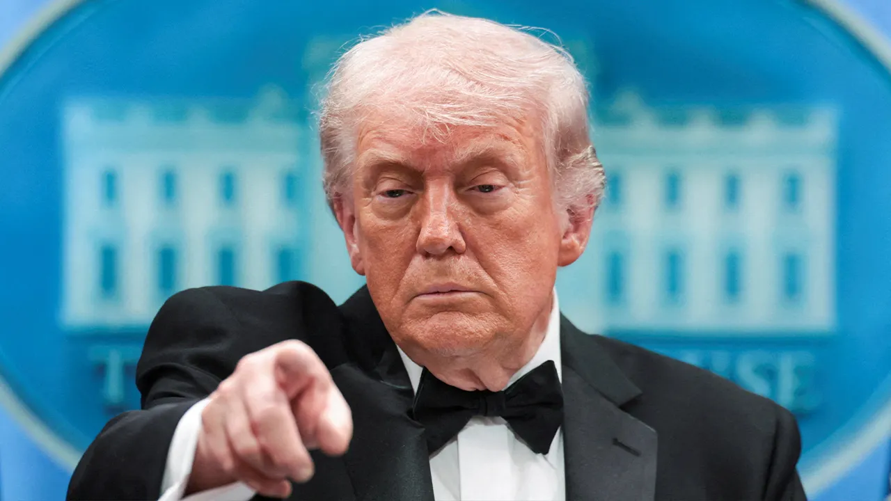 U.S. President Donald Trump takes questions from media at a press briefing at the White House, following a shooting incident during the annual White House Correspondents’ Association dinner, in Washington, D.C., U.S., April 25, 2026. REUTERS/Jonathan Ernst REFILE - ADDING LOCATION, DATE AND BYLINE