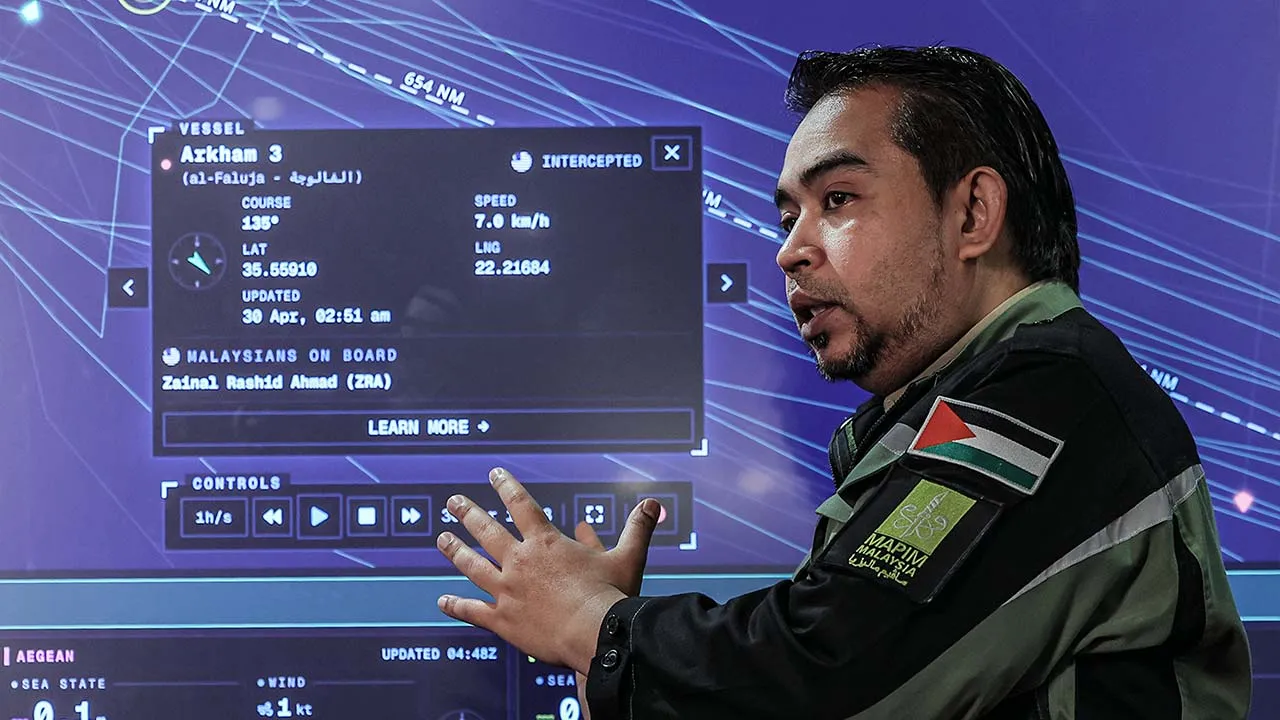 KUALA LUMPUR, 30 April -- Ketua Pengarah Sumud Nusantara Command Center (SNCC) Datuk Dr Sani Araby Abdul Alim Araby ketika sidang media khas mengenai perkembangan terkini Misi Global Sumud Flotilla 2026 di SNCC hari ini.  SNCC mengesahkan enam daripada 22 kapal yang dipintas dan diceroboh tentera rejim Israel di perairan antarabangsa ketika menuju ke Gaza, melibatkan 10 rakyat Malaysia.  -- fotoBERNAMA (2026) HAK CIPTA TERPELIHARA