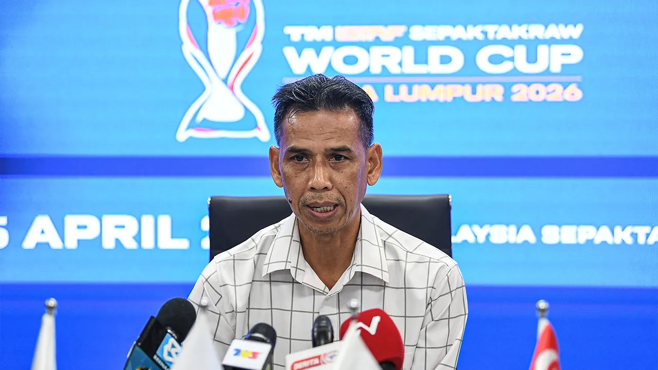 KUALA LUMPUR, 15 April -- Ketua Jurulatih Skuad Sepak Takraw Ahmad Jais Baharun ketika sidang media selepas Pelancaran dan Pengundian TM ISTAF Sepak Takraw Piala Dunia Kuala Lumpur 2026 di Kompleks Akademi Sepak Takraw , hari ini._BERNAMA