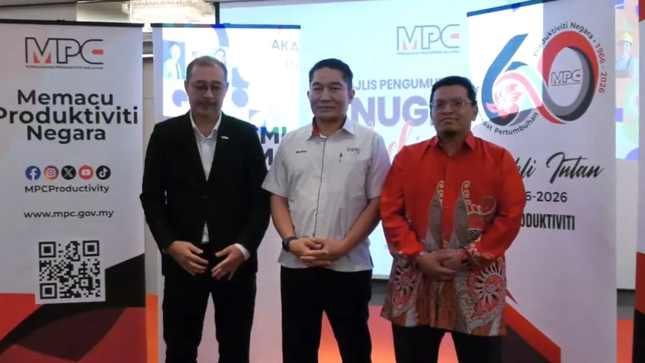 Akademi dalam industri