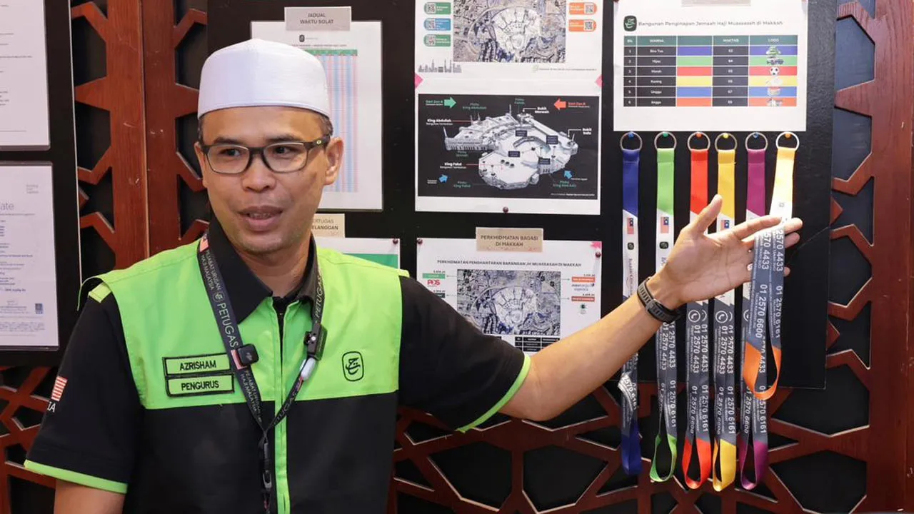 Pengurus Unit Khidmat Pelanggan Tabung Haji, Azrisham Mahmad,