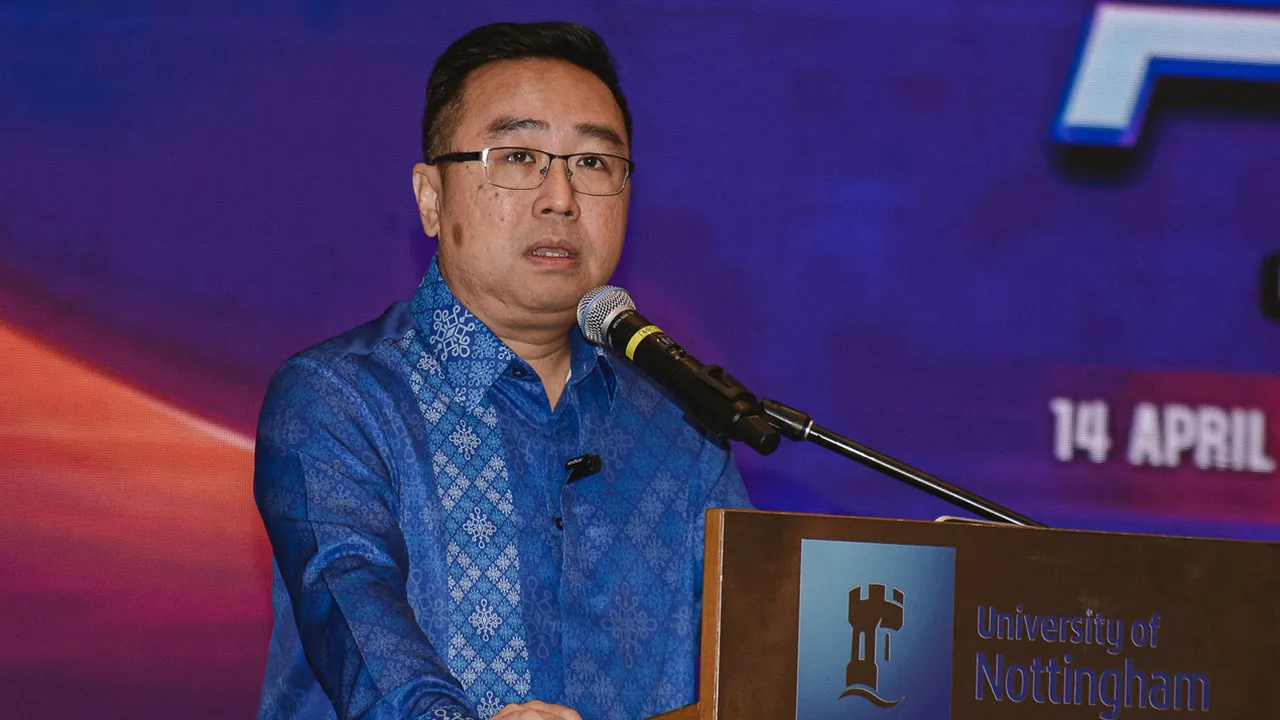 SEMENYIH, 14 April -- Menteri Sains, Teknologi dan Inovasi Datuk Chang Lih Kang berucap pada Majlis Peluncuran Minggu Sains Negara (MSN) 2026 Kementerian Sains, Teknologi dan Inovasi (MOSTI) di Universiti Nottingham Malaysia hari ini.  --fotoBERNAMA (2026) HAK CIPTA TERPELIHARA