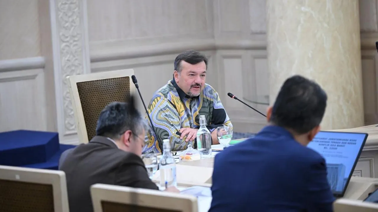 Datuk Seri Amir Hamzah Azizan