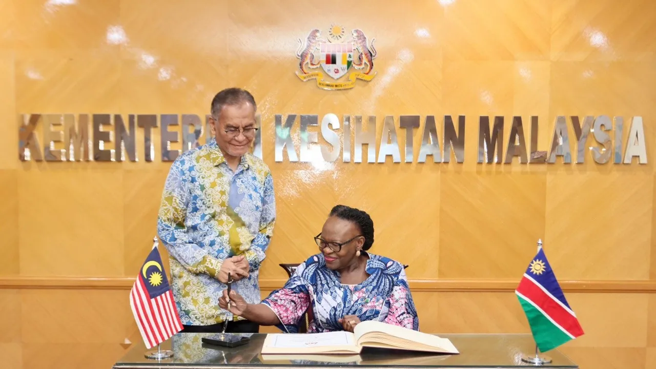 Petang tadi, saya menerima kunjungan hormat PYT Selma Ashipala-Musavyi, Menteri Hubungan Antarabangsa dan Perdagangan Republik Namibia di IPKKM. Kunjungan ini merupakan satu platform penting dalam usaha kita melebarkan jaringan diplomasi kesihatan dan memperkukuh persahabatan antara kedua-dua negara.