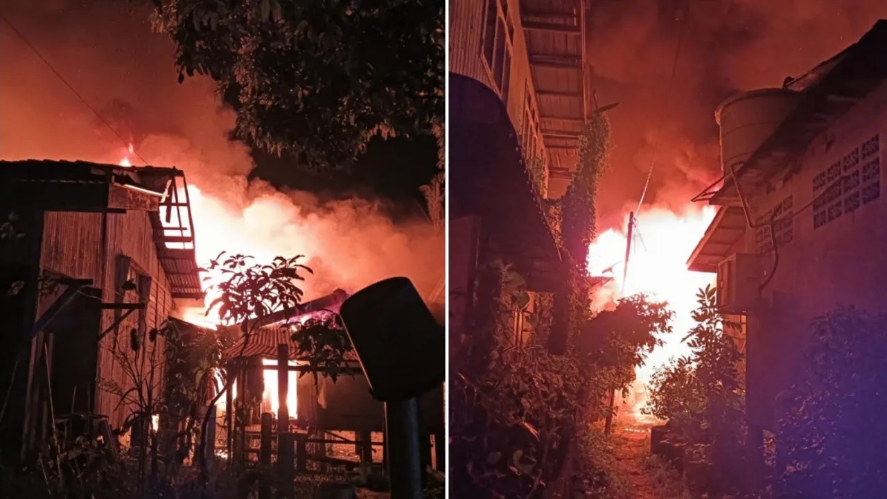 KOTA BHARU, 3 April (Bernama) -- Sebanyak empat buah rumah, sebuah motosikal dan sebuah kenderaan pacuan empat roda jenis Toyota Hilux terbakar dalam kejadian di Kampung Chabang Tiga, Kedai Buloh di sini malam tadi.