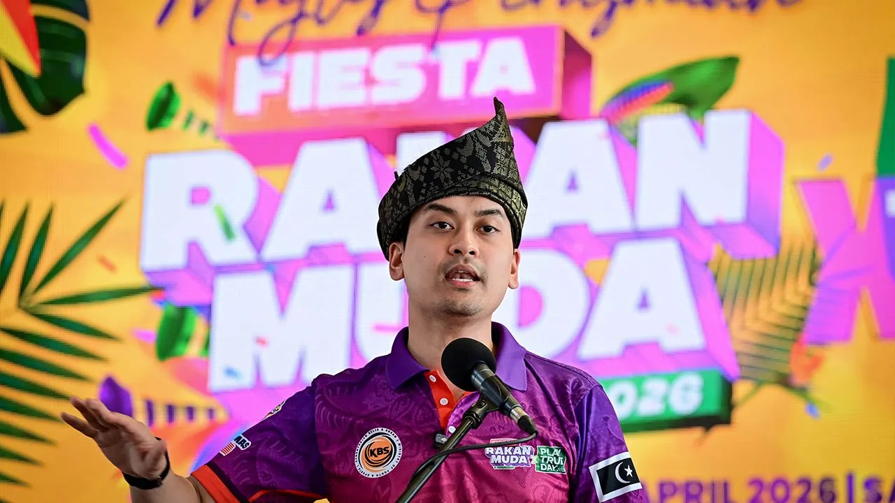KUALA TERENGGANU, 18 April -- Menteri Belia dan Sukan Dr Mohammed Taufiq Johari berucap pada Majlis Perasmian Fiesta Rakan Muda Terengganu 2026 di Kompleks Sukan Air Negeri Terengganu hari ini.  --fotoBERNAMA (2026) HAK CIPTA TERPELIHARA