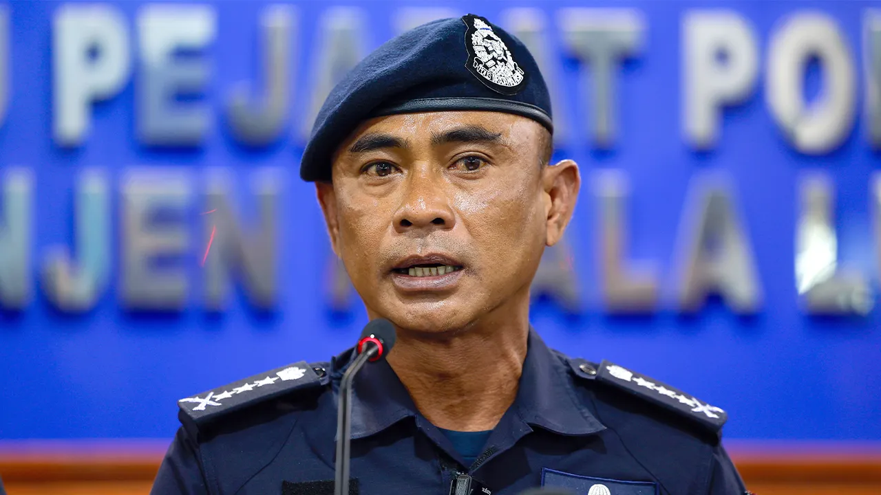 KUALA LUMPUR, 8 Feb -- Ketua Polis Kuala Lumpur Datuk Fadil Marsus ketika mengadakan sidang media di Ibu Pejabat Polis Kontinjen Kuala Lumpur hari ini.  -- fotoBERNAMA (2026) HAK CIPTA TERPELIHARA