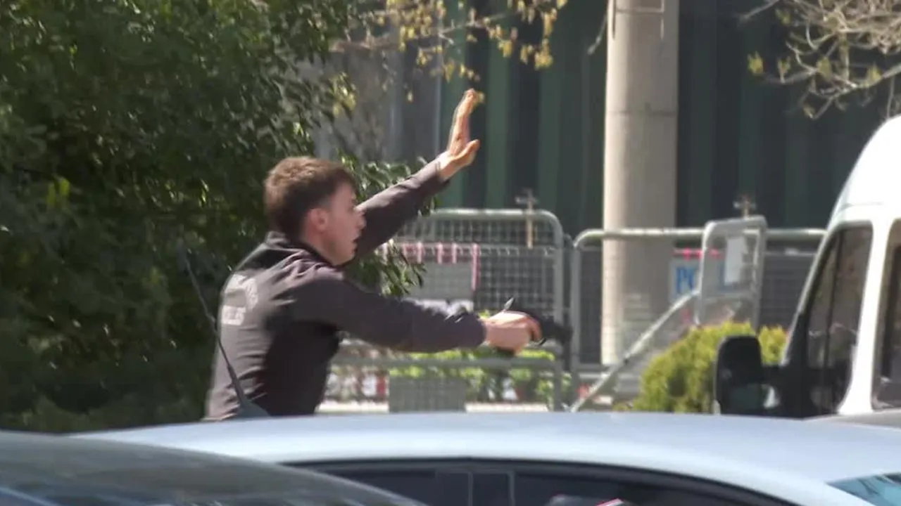 Gunfight outside Israeli consulate in Istanbul lasted more than 15 minutes, eyewitness says -- REUTERS