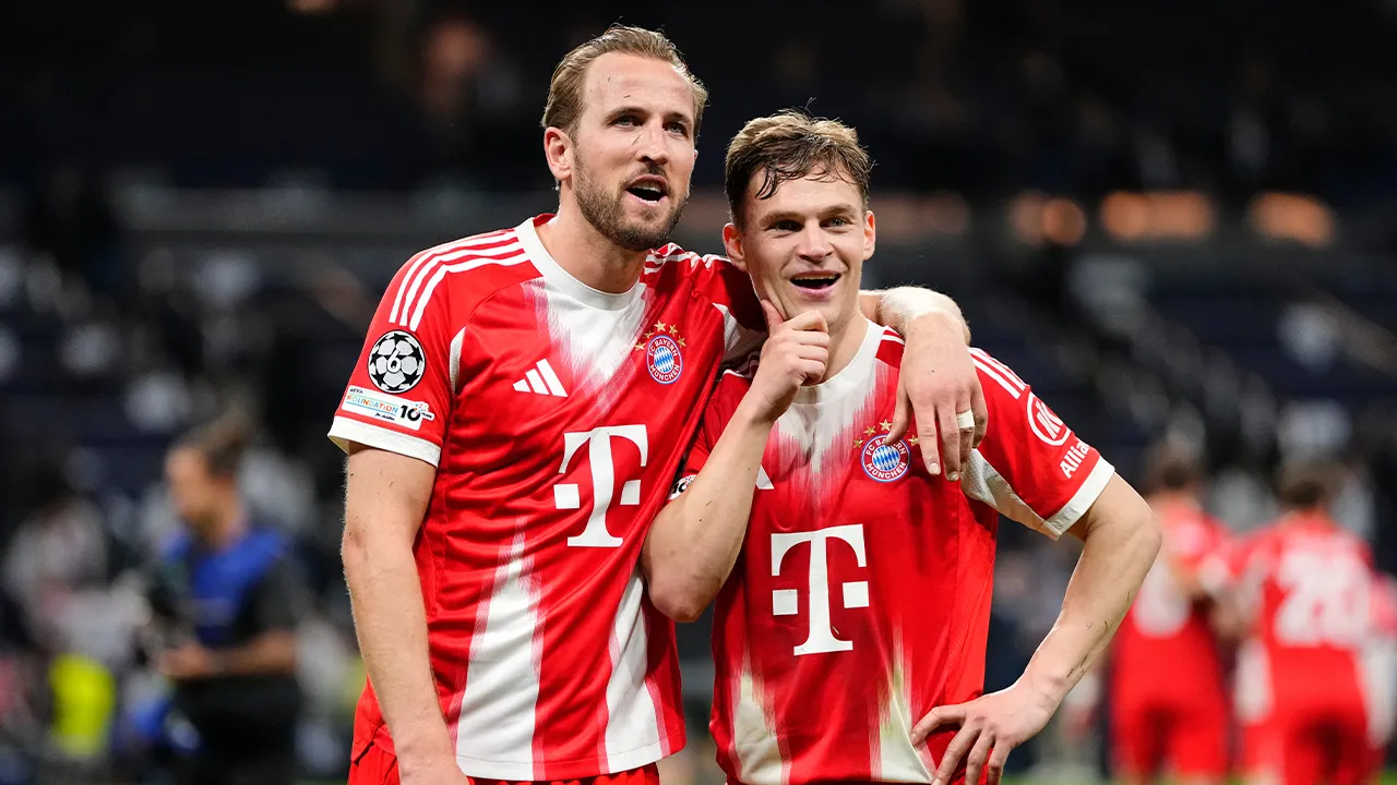 Bayern's Harry Kane, left, and teammate Joshua Kimmich look at the fans after the Champions League quarterfinal first leg soccer match between Real Madrid and Bayern Munich in Madrid, Spain, Tuesday, April 7, 2026. (AP Photo/Jose Breton)