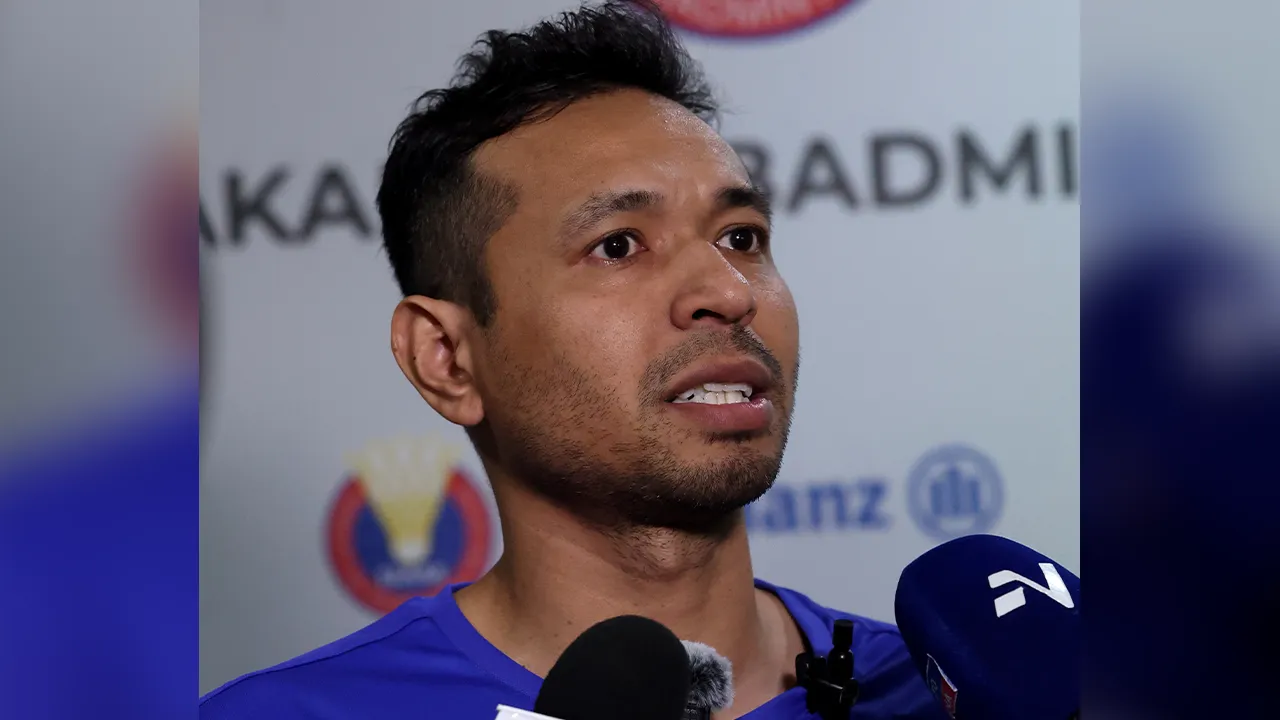 KUALA LUMPUR, 30 Sept -- Bekas pemain kebangsaan, Iskandar Zulkarnain Zainuddin pulang ke pangkuan Persatuan Badminton Malaysia (BAM) sebagai Ketua Jurulatih perseorangan wanita (eng: Head Coach of the Women’s Singles department) ketika ditemui media pada sesi latihan bersama atlet di Petronas Akademi Badminton Malaysia dekat Bukit Kiara di sini.  --fotoBERNAMA(2025) HAK CIPTA TERPELIHARA