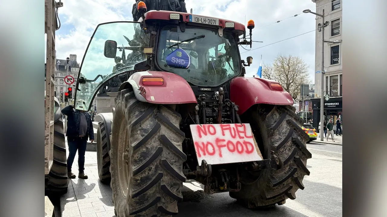 ireland protes, Reuters