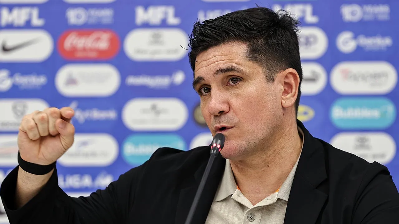 ISKANDAR PUTERI, 11 April -- Ketua jurulatih JDT Xisco Munoz pada sidang media selepas menentang pasukan Terengganu FC, pada perlawanan Liga Super di Stadium Sultan Ibrahim hari ini.  Keputusan penuh, JDT 1 - 1 Terengganu FC.  -- fotoBERNAMA (2026) HAK CIPTA TERPELIHARA