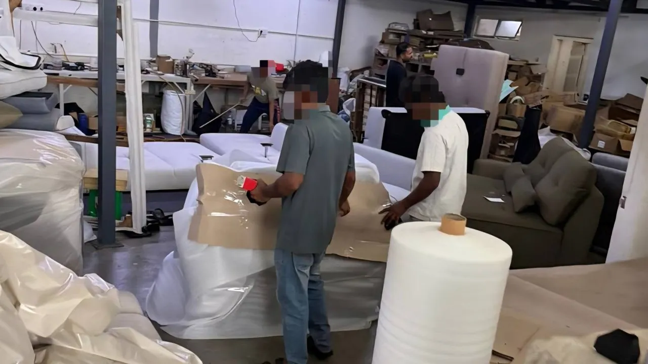 Jabatan Imigresen Malaysia (JIM) terus mempergiatkan operasi penguatkuasaan dalam membanteras serta mengekang majikan yang masih gagal mematuhi dasar dan polisi semasa kerajaan berkaitan penggajian pekerja asing. 