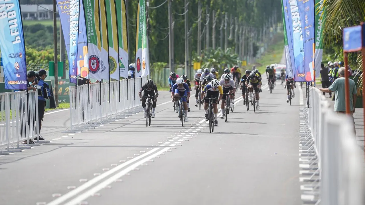 KBOK, berbasikal, basikal