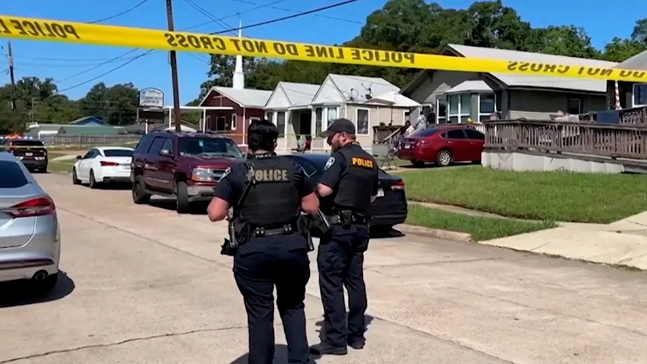 Police officers secure a street where eight children, with ages ranging from 1 to 14, were killed in a mass shooting in Shreveport, Louisiana, U.S. April 19, 2026, in a still image from video. ABC Affiliate KTBS via REUTERS/Handout via REUTERS THIS IMAGE HAS BEEN SUPPLIED BY A THIRD PARTY. NO RESALES. NO ARCHIVES. TPX IMAGES OF THE DAY