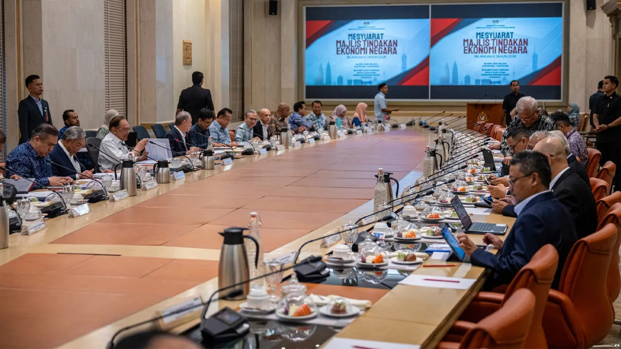 Sumber: TB_MESYUARAT TINDKAAN EKONOMI_Ramanan Ramakrishnan Official Media