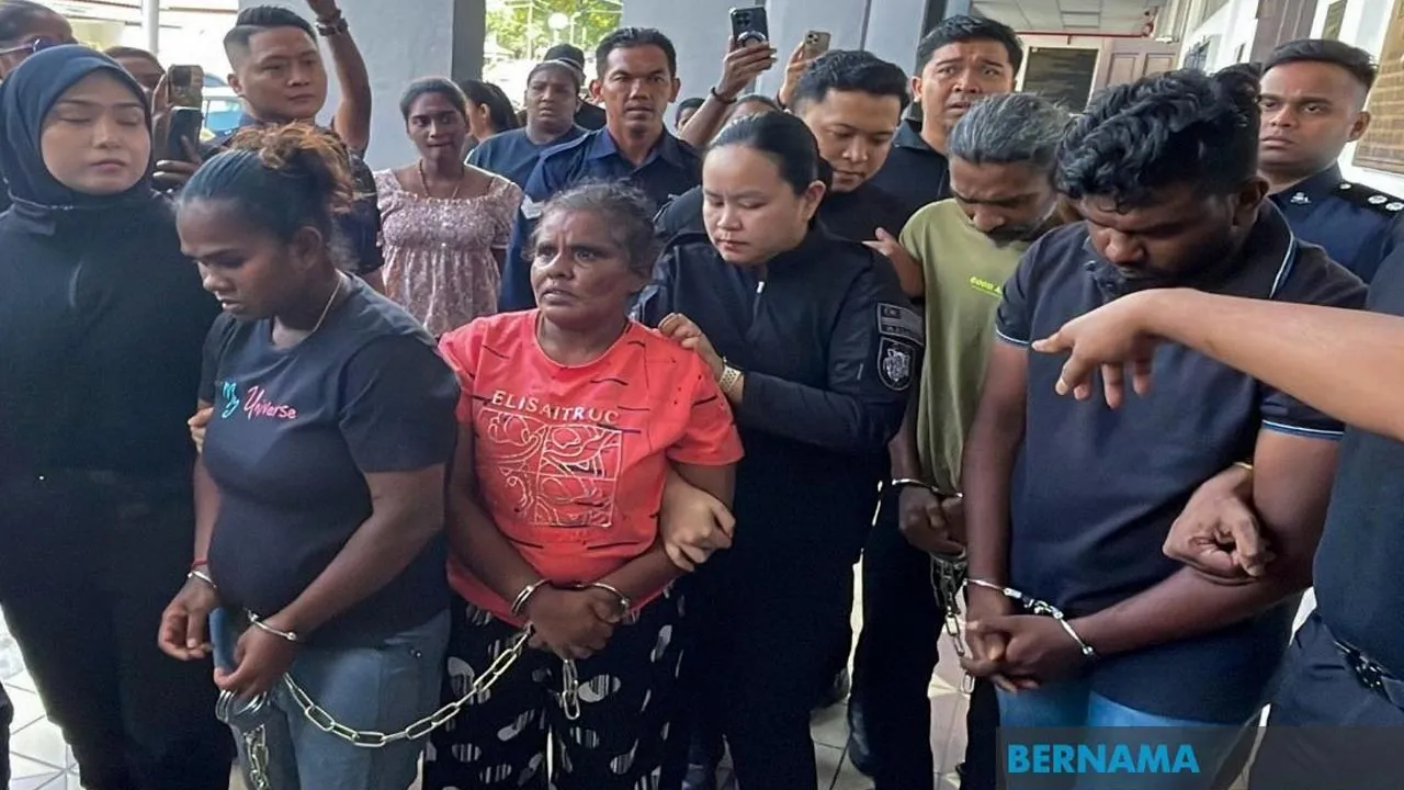 Ibu Kandung, Bapa Titi Antara Empat Sekeluarga Didakwa Bunuh Kanak-Kanak Lapan Tahun - BERNAMA