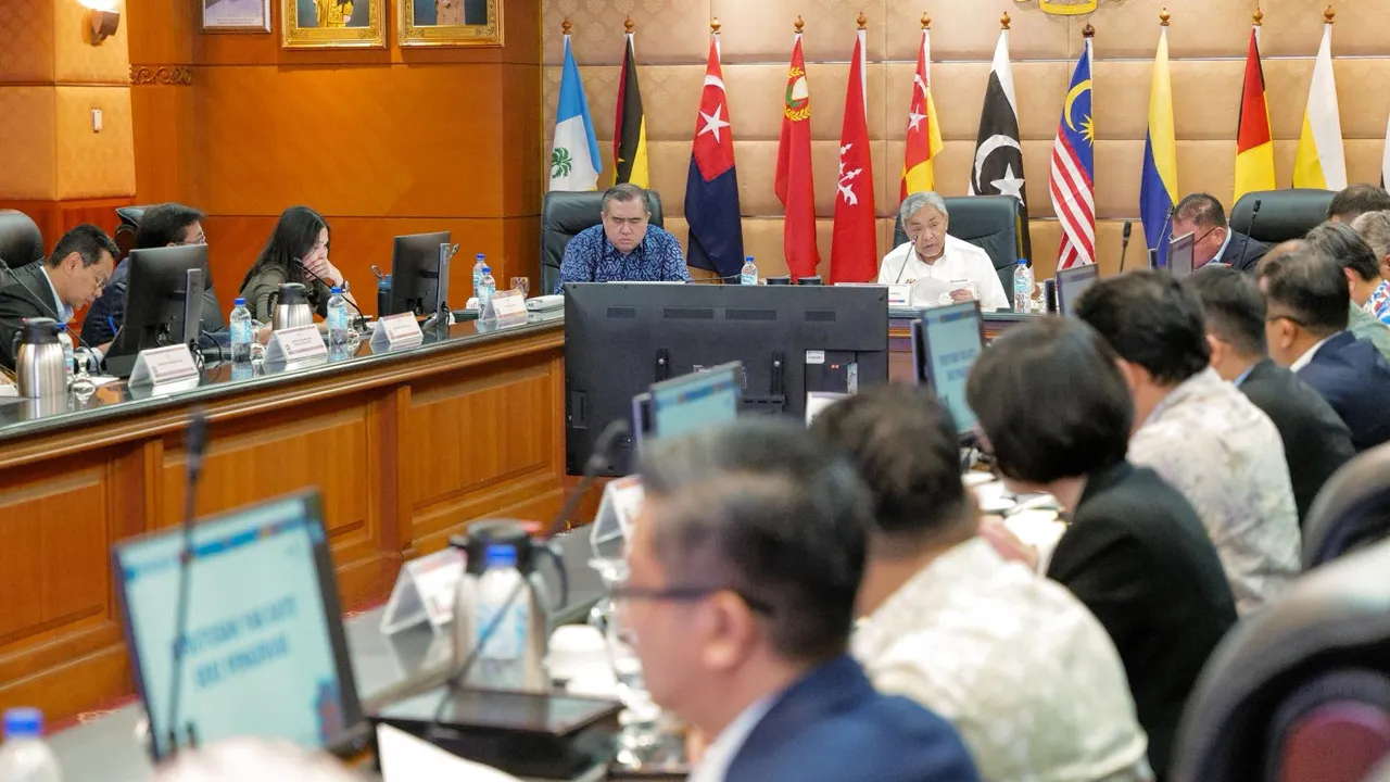 Mesyuarat Jawatankuasa Kebangsaan Induk Tahun Melawat Malaysia 2026 (VM2026) Kali Ke-2. FB Zahid Hamidi