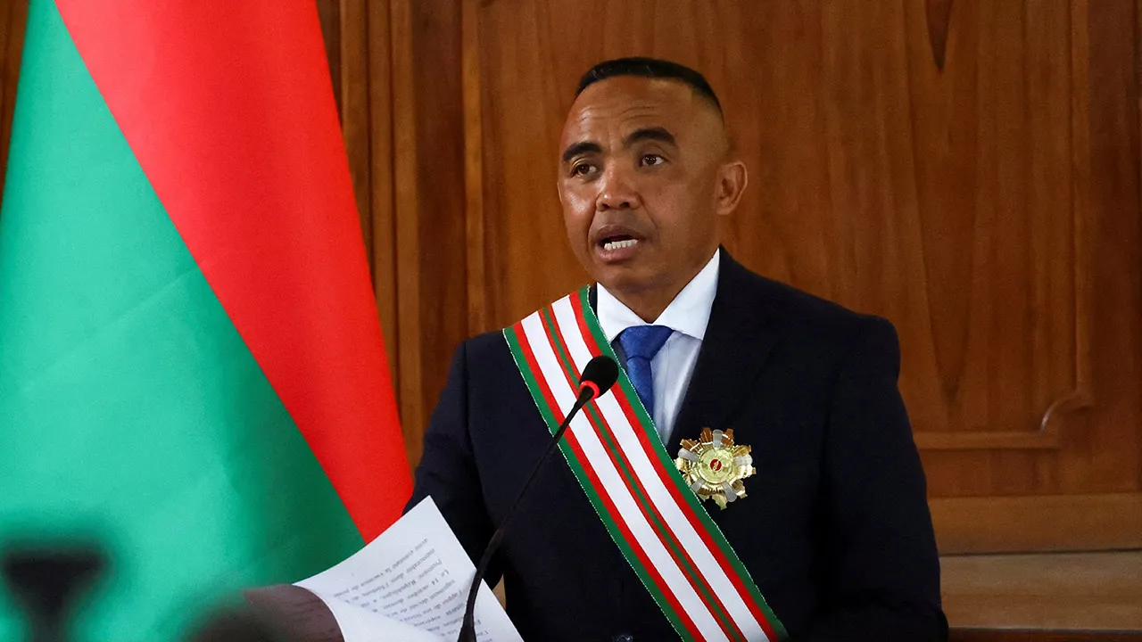 Madagascar's new military ruler, Colonel Michael Randrianirina, speaks after being sworn in as president on Friday taking over from Andry Rajoelina following a coup that ousted him, at the constitutional court in Antanariv , Madagascar, October 17, 2025. REUTERS/Siphiwe Sibeko
