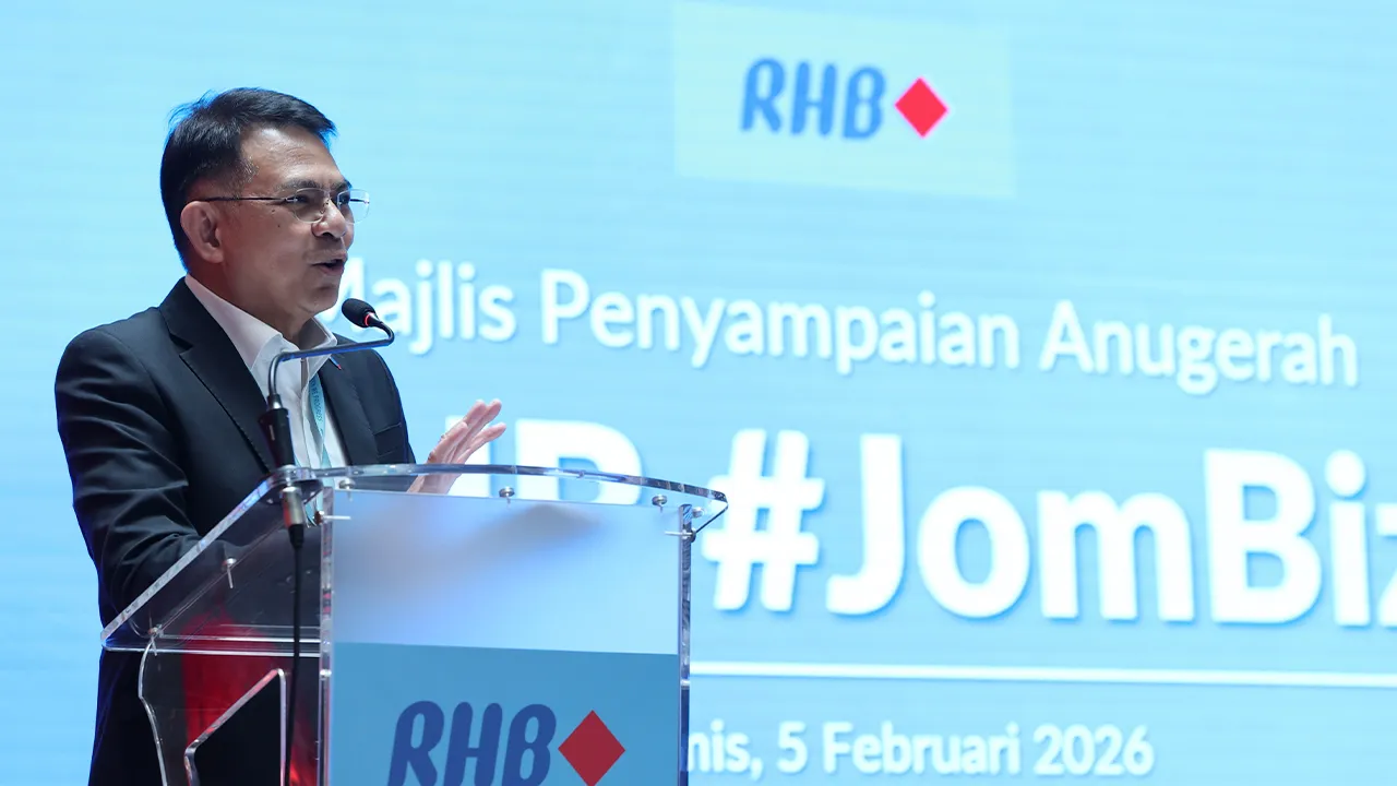 KUALA LUMPUR, 5 Feb -- Pengarah Urusan Kumpulan dan Ketua Pegawai Eksekutif Kumpulan RHB, Mohd Rashid Mohamad berucap pada Majlis Penyampaian Anugerah RHB #JomBiz di Wisma RHB hari ini.  -- fotoBERNAMA (2026) HAK CIPTA TERPELIHARA