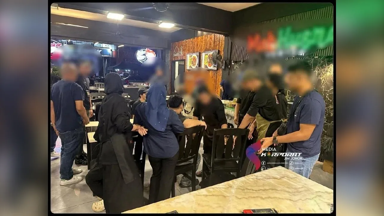 Sumber: JABATAN IMIGRESEN