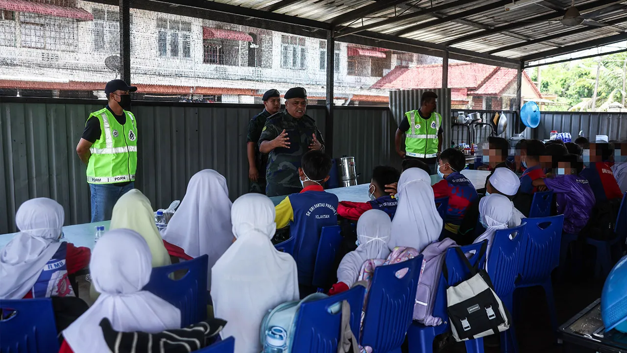 Sedia asrama khas antara kaedah atasi masalah pelajar di sempadan - Mohamed Fadzli