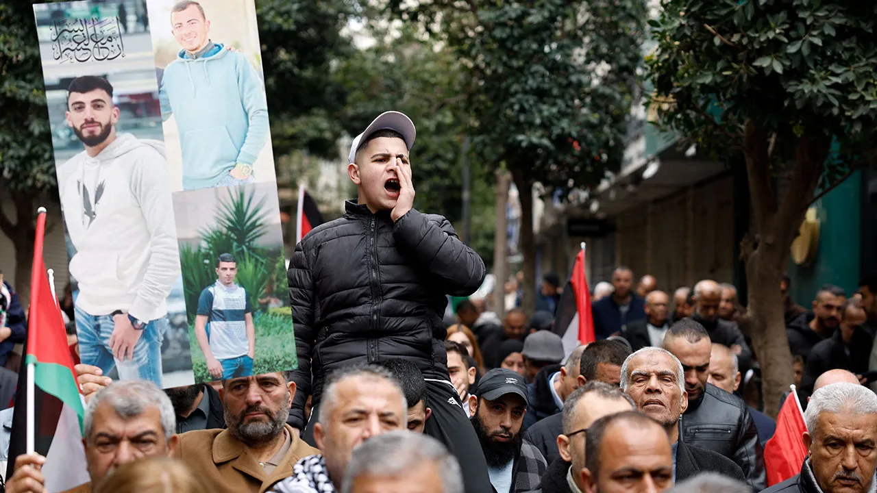 Palestinians take part in a protest against the execution of the Israeli death penalty law for Palestinians convicted of lethal attacks, in Ramallah, in the Israeli-occupied West Bank, April 1, 2026. REUTERS/Mohammed Torokman