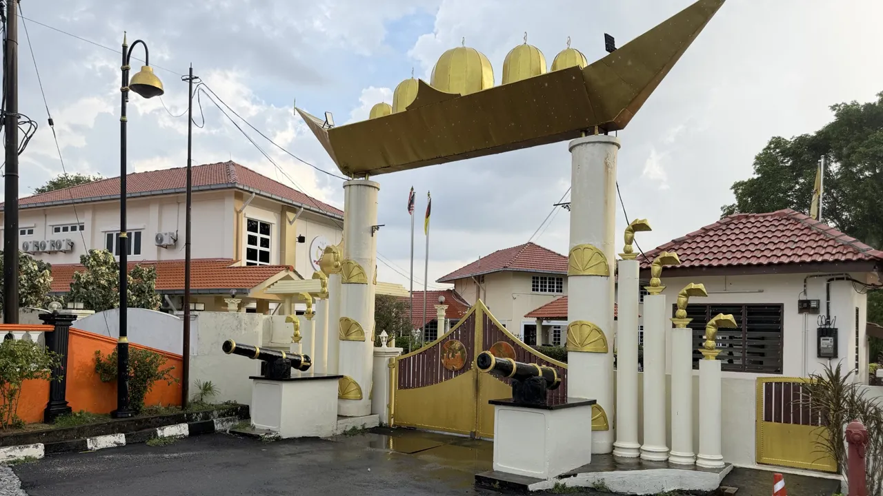 Undang Yang Empat bersidang bincang krisis kemimpinan Negeri Sembilan