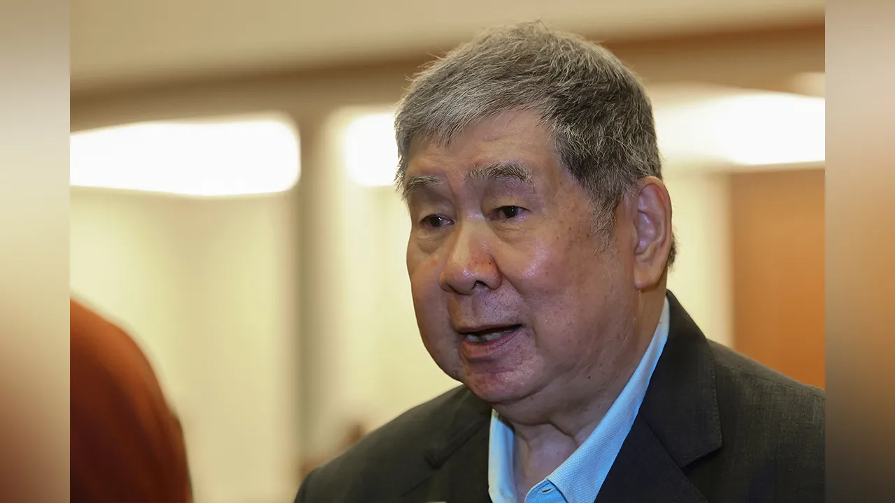 NILAI, 3 Sept -- Malaysian Press Institute (MPI) President, Datuk Yong Soo Heong speaks to journalists after a Memorandum of Understanding (MoU) signing ceremony between Enforcement, Leadership & Management University (ELMU) and MPI for mutual benefits here, today.  --fotoBERNAMA (2025) COPYRIGHT RESERVED