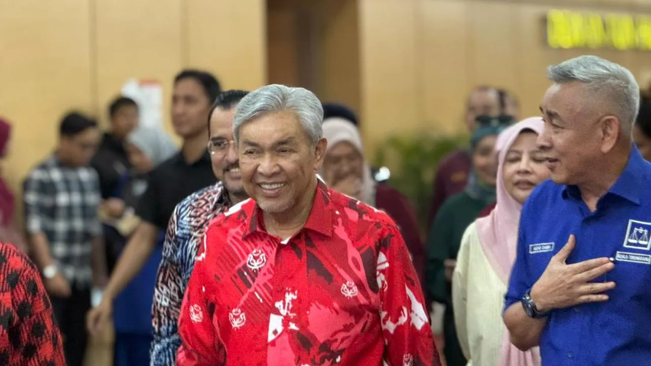 Krisis Negeri Sembilan , Ahmad Zahid Hamidi , UMNO, BN , Negeri Sembilan_Astro AWANI