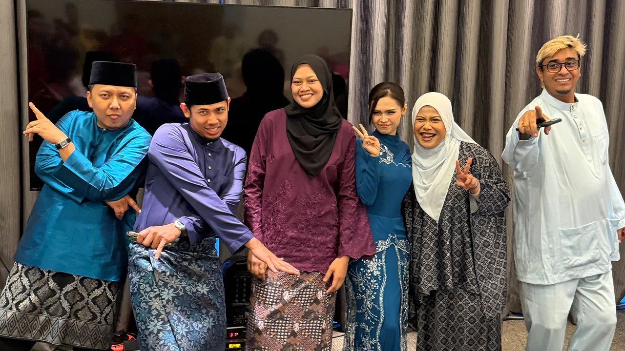 penyampai era -- ERA Radio