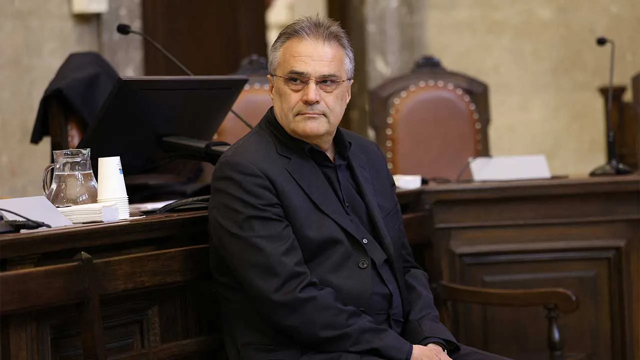 Austrian former intelligence officer Egisto Ott waits for the start of his trial in a courtroom in Vienna, Austria, May 20, 2026. REUTERS/Leonhard Foeger