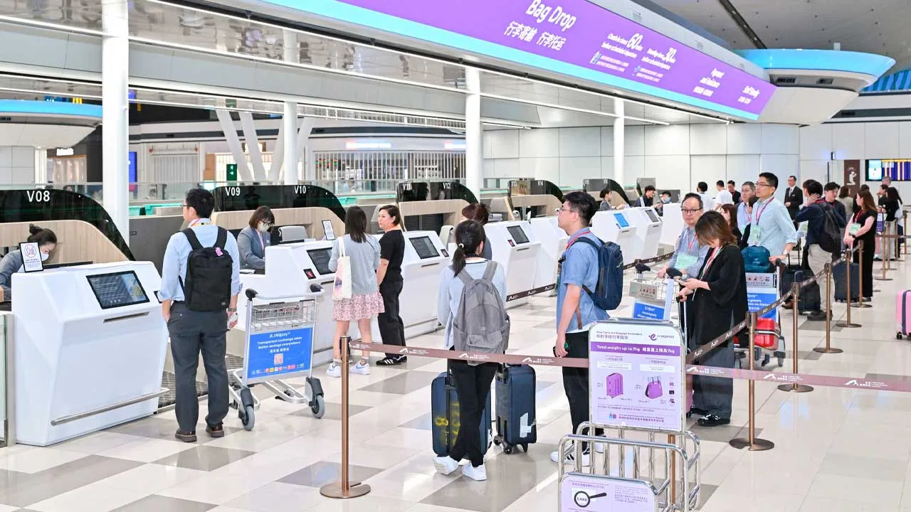 [TB]_HKIA TERMINAL 2_FB Hong Kong International Airport