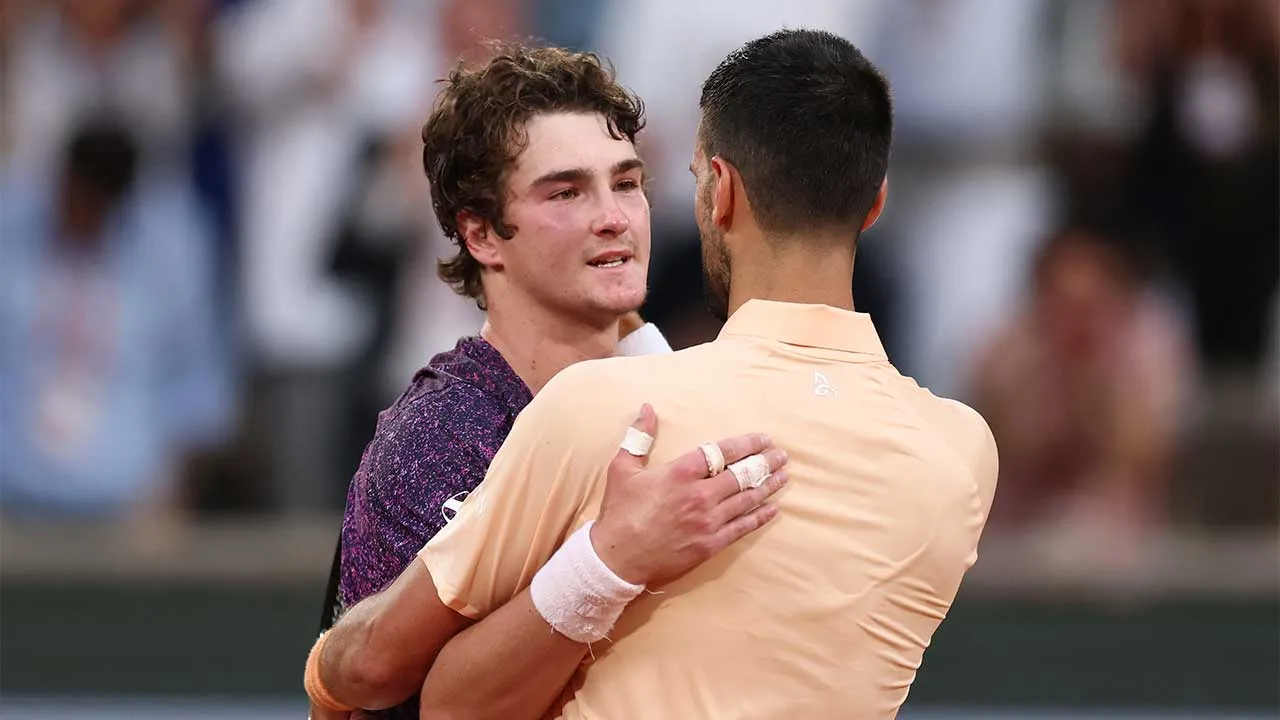 Tennis - French Open - Roland Garros, Paris, France - May 29, 2026 Brazil's Joao Fonseca celebrates winning his third round match against Serbia's Novak Djokovic REUTERS/Stephane Mahe