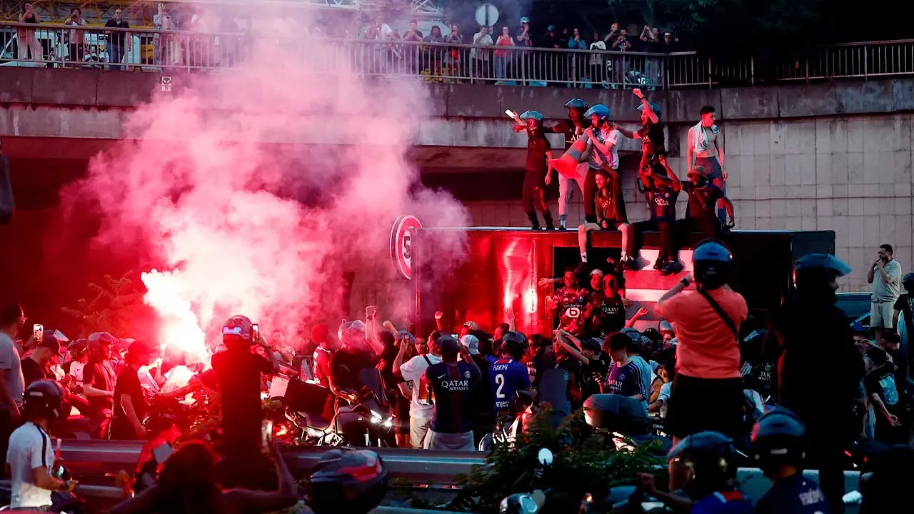 [TB]_PSG UCL Polis Perancis_STADIUM ASTRO