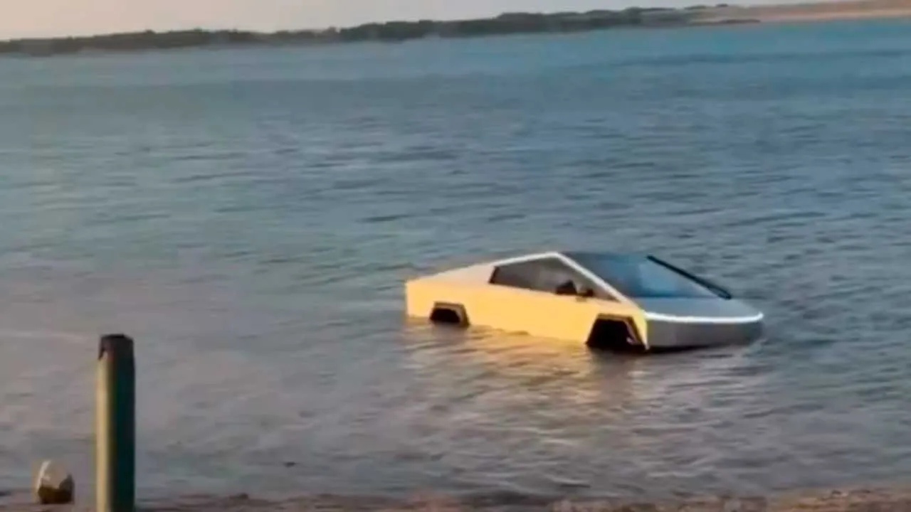 ALERT: Man arrested after putting his Cybertruck in ‘Wade Mode’ and accidentally sinking it in a lake in Grapevine, Texas.  Officers responded to a call about a Cybertruck sunken off of Katie's Woods Park Boat Ramp at around 8 PM.