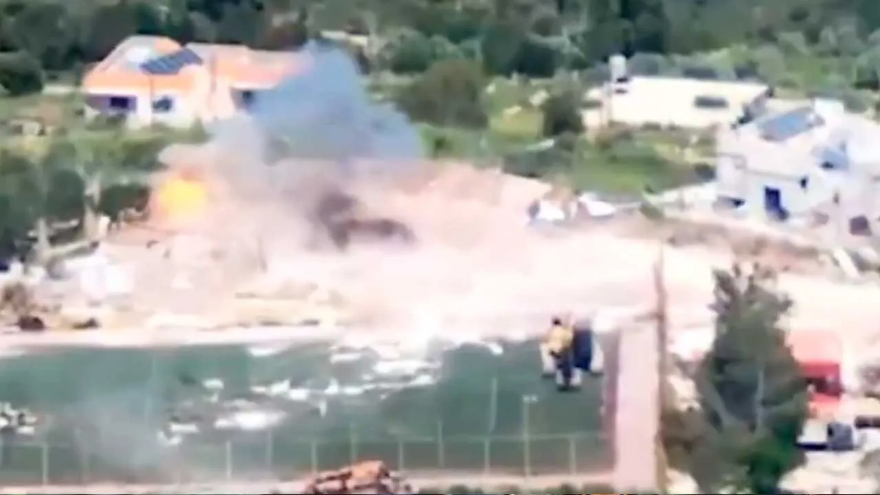 tentera israel diserang hezbollah_X @warfareanalysis