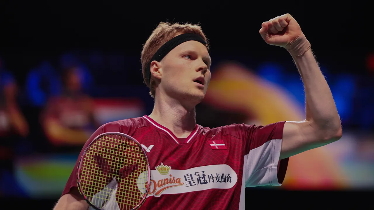 HORSENS (Denmark), May 2 -- Denmark men’s singles player Anders Antonsen in action against Kunlavut Vitidsarn of Thailand during their quarter-final match at the BWF Thomas and Uber Cup Finals 2026 at Forum Horsens on Friday.  World number three, Antonsen won 21-16, 11-21, 21-18.  -- fotoBERNAMA (2026) COPYRIGHT RESERVED