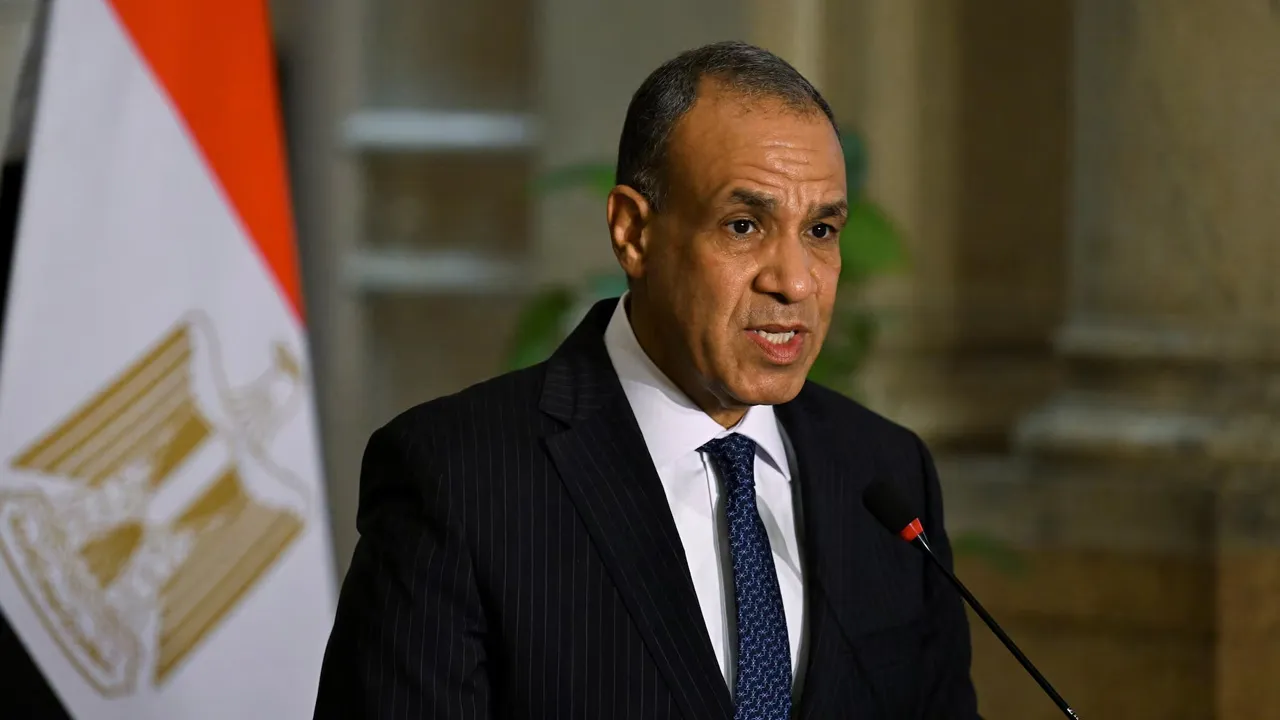 Egyptian Foreign Minister Badr Abdelatty speaks during a press conference in Cairo, Egypt, September 6, 2025. REUTERS/Mohamed Abd El Ghan