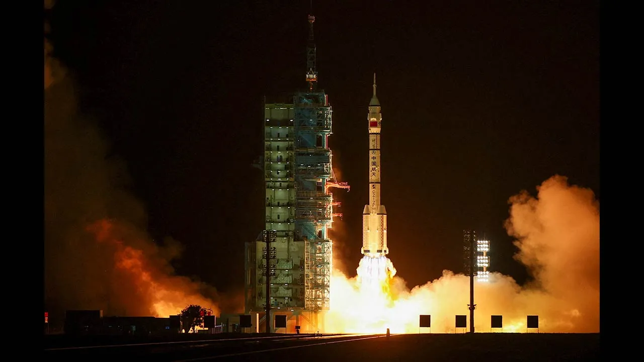 A Long March 2F rocket carrying the Shenzhou-23 spacecraft with astronauts Zhu Yangzhu, Zhang Zhiyuan, and Lai Ka-ying, who is the first astronaut from Hong Kong, blasts off to China's Tiangong space station from the launchpad at the Jiuquan Satellite Launch Center, near Jiuquan, Gansu province, China, May 24, 2026. REUTERS/Maxim Shemetov