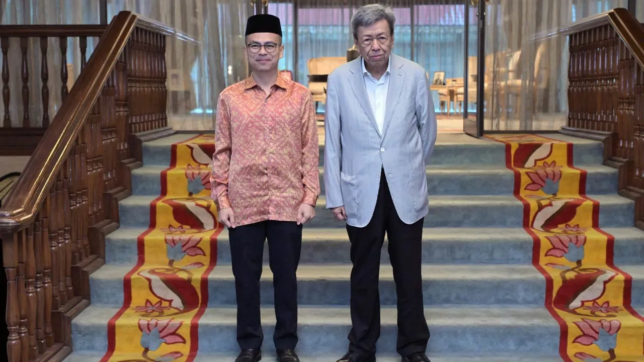 FAHMI FADZIL